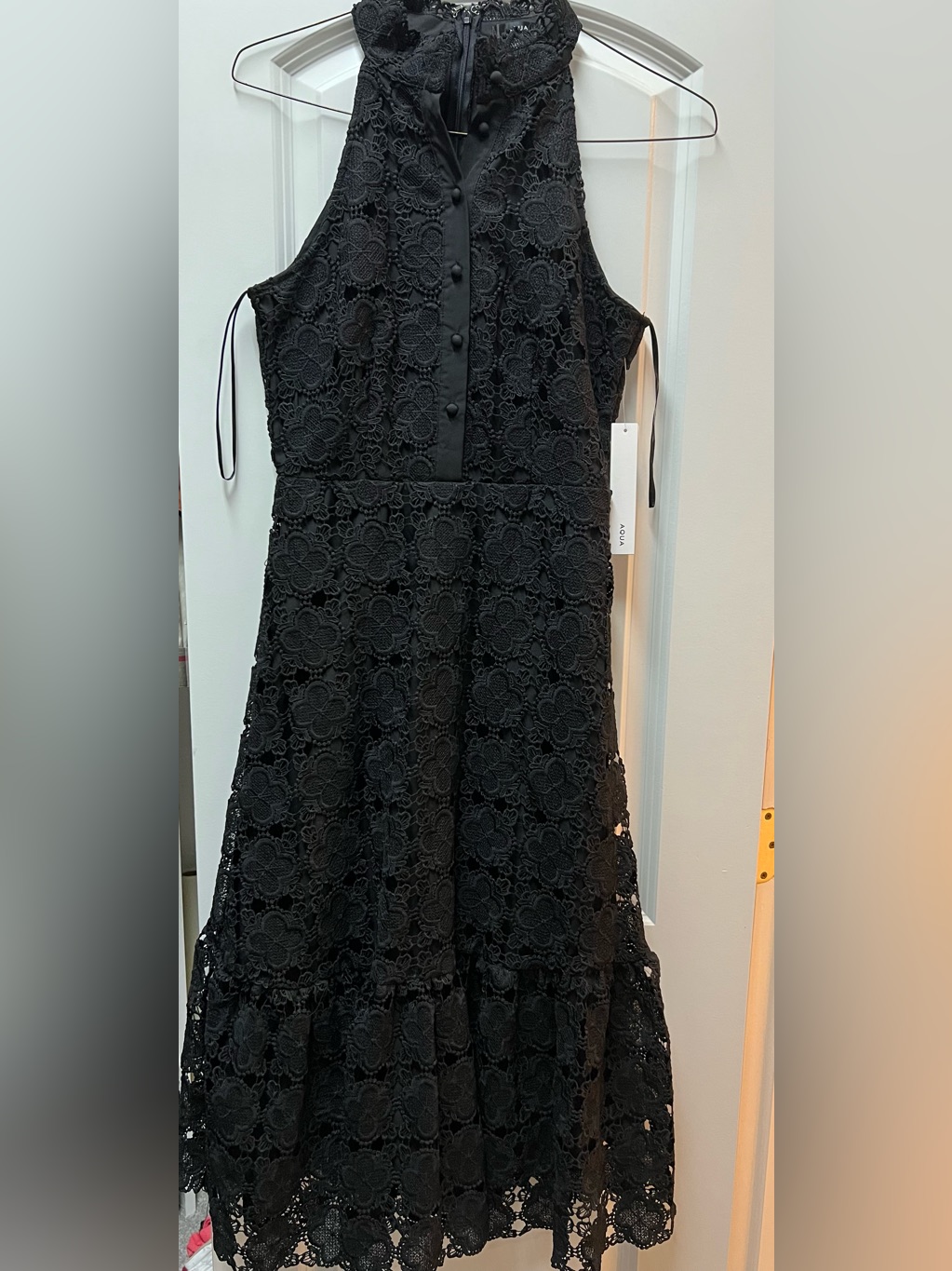 Aqua Women’s Black Floral Lace Dress